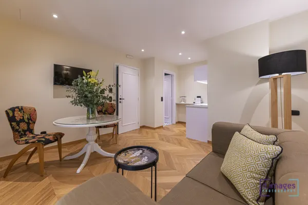 φωτογράφιση-νεοκλασικής-κατοικία-πλάκα-χαιρέφωντος-νο-0171