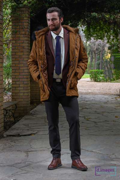 Φωτογράφιση μόδας με μοντέλο άνδρα σε κήπο Νο2