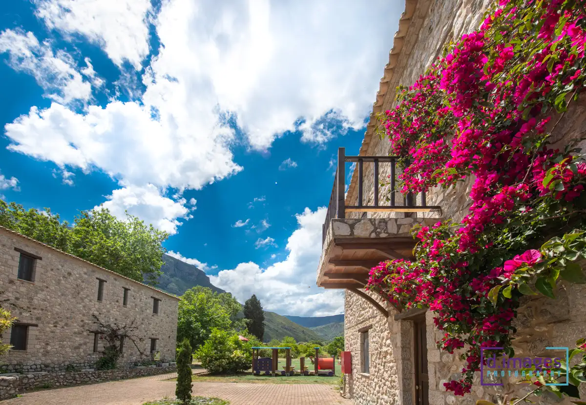 φωτογράφιση παραδοσιακού ξενοδοχείου Semantron Traditional Village,