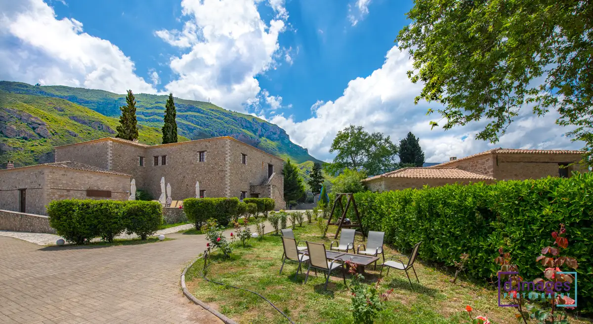 φωτογράφιση παραδοσιακού ξενοδοχείου Semantron Traditional Village,