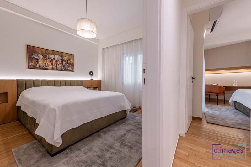 φωτογράφιση-διαμέρισμα-airbnb-κολωνάκι-κρεβατοκάμαρα-με-θέα-το-master-bedroom